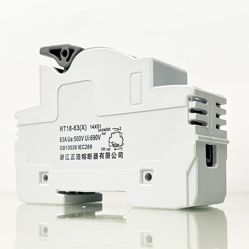 1000VDC 14X51 saugiklio jungtis