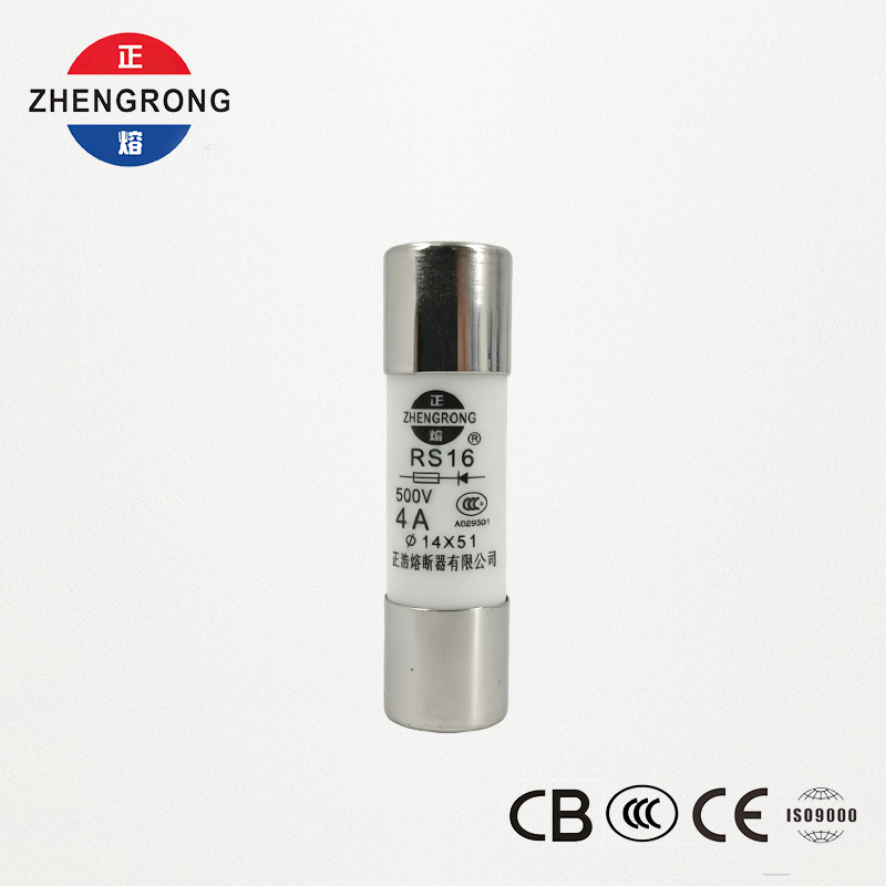 14 * 51 mm 500 V 4A RS16 didelės pertraukimo talpos saugiklis